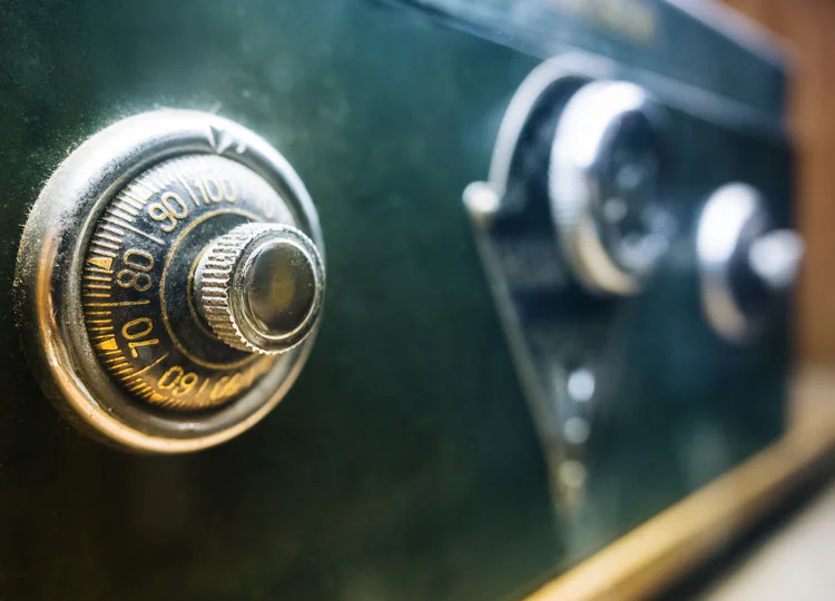 Instalación de una caja fuerte