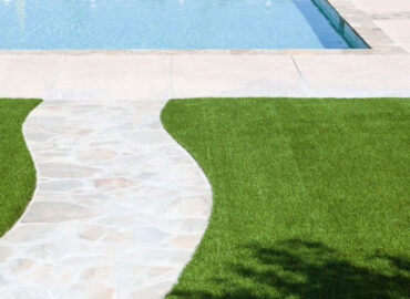 ¿Sabías que puedes decorar tu jardín o tu terraza con césped artificial?