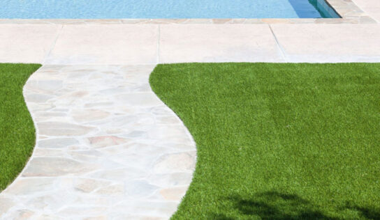 ¿Sabías que puedes decorar tu jardín o tu terraza con césped artificial?