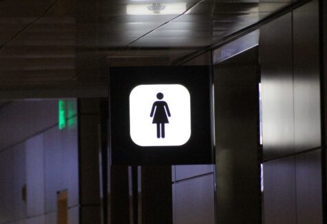 Casi la mitad de las mujeres reconoce haber necesitado productos de higiene menstrual en espacios públicos sin poder acceder a ellos