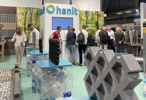 hanit® demuestra en Construmat 2025: la construcción es reciclado, resistente y sin mantenimiento
