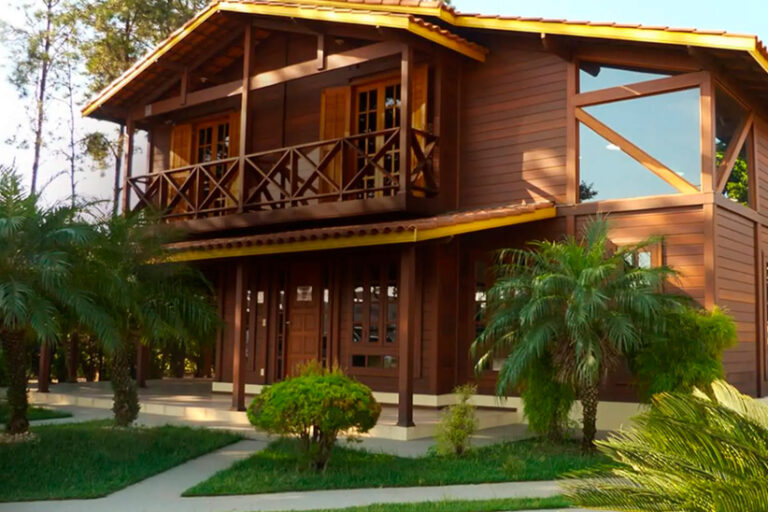 ¿Pensando en construir? averigua por qué las casas de madera ganan terreno