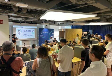 Fotocasa organiza un hackathon para explorar soluciones de IA aplicadas al sector inmobiliario para ayudar a usuarios y clientes
