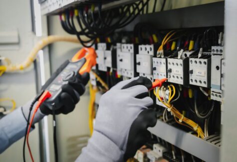 Gabi Instalaciones amplía sus servicios de electricista y fontanero en Sabadell, Terrassa, Sant Cugat y todo el Vallès