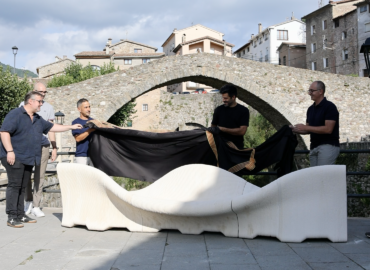 La tecnología pionera de ARIDDITIVE en el primer banco de hormigón imprimido en 3D en La Pobla de Lillet