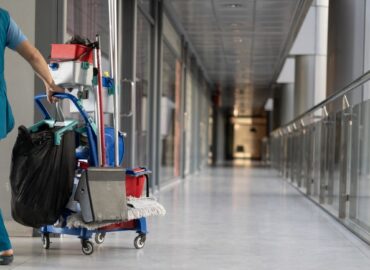 500.000 profesionales sostienen el sector de la limpieza: ‘Somos una inversión en salud’