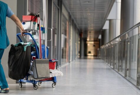 500.000 profesionales sostienen el sector de la limpieza: ‘Somos una inversión en salud’