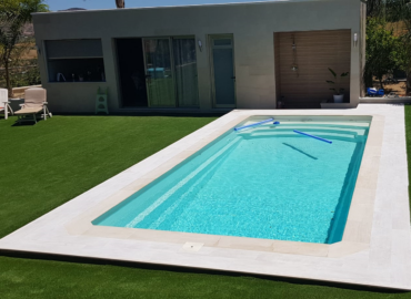 Poliéster Casariche lidera el mercado de depósitos y piscinas de poliéster con soluciones personalizadas de alta durabilidad