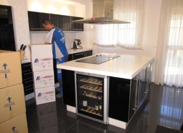 Lorenzana Sevilla impulsa la eficiencia logística en el sector de los traslados corporativos y residenciales