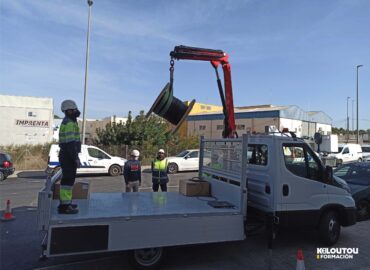 Kiloutou España amplía su oferta formativa con nuevos cursos especializados para operarios y empresas, impulsados por la experiencia de LIFTISA