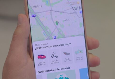 Clinery lanza la app que limpia los vehículos donde estén estacionados