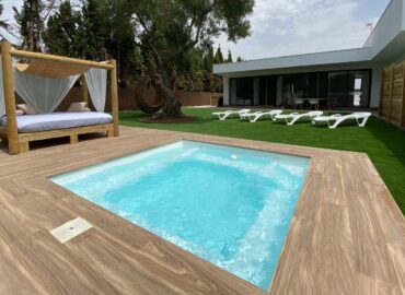 Piscinas Casariche lidera la fabricación e instalación de piscinas de poliéster en Andalucía para combatir el calor del verano