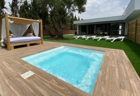 Piscinas Casariche lidera la fabricación e instalación de piscinas de poliéster en Andalucía para combatir el calor del verano