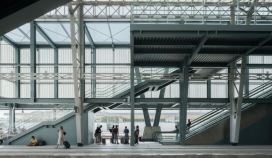 Comenza en el nuevo edificio de viajeros de la estación Santiago de Compostela-Daniel Castelao