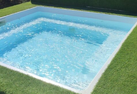 Poliéster Casariche revoluciona la preparación para el verano con soluciones de baño rápidas y duraderas