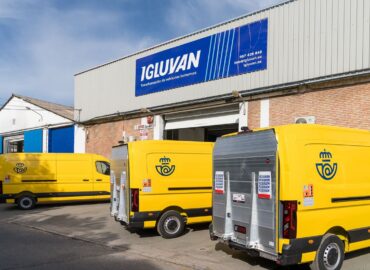 Igluvan convierte los vehículos de Correos en herramientas de trabajo avanzadas