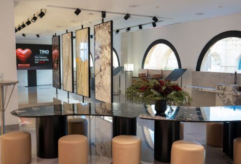 <div>De Macael al mundo: TINO Stone & Surface celebra 45 años de historia en la arquitectura internacional</div>